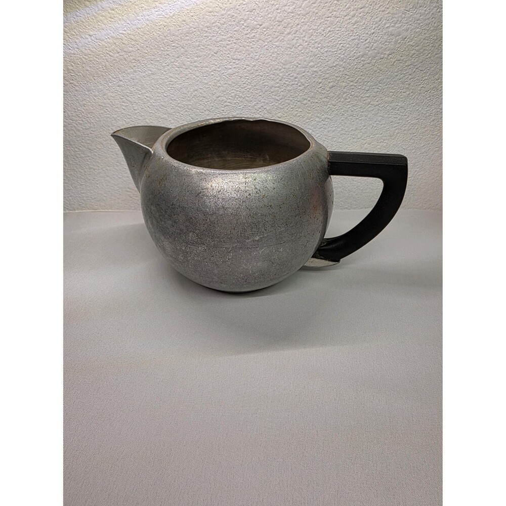 Vintage Collectible Mirro Aluminum Teapot without lid 526M 1-1.5 QT USA made